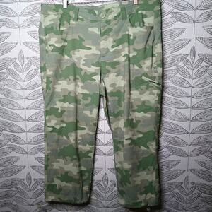 Eddie Bauer Pants Cropped Camo Outdoor Hiking Nylon Green